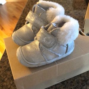 ugg jorgen metallic